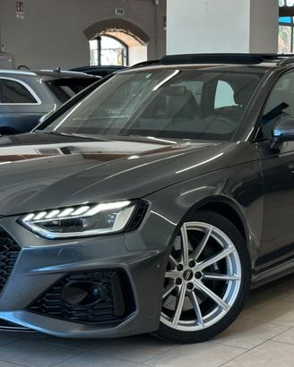 AUDI RS4 AVANT 2.9 TFSI QUATTRO *TETTO*360*MASSAGG