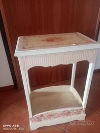 mobiletto shabby chic in legno