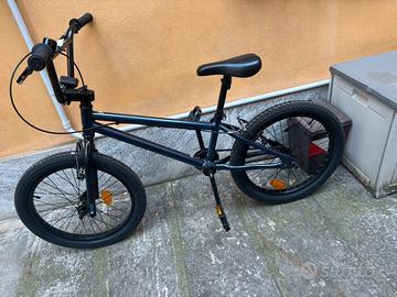 BICI Bmx freestyle BTWIN
