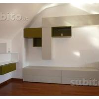 Parete attrezzata composizione a muro