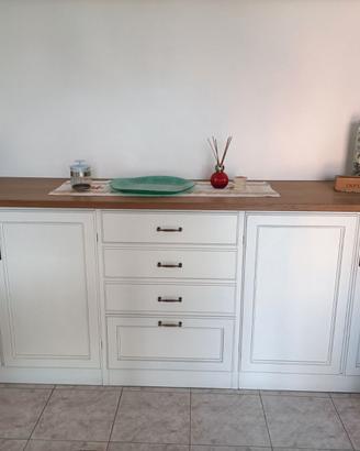 grande credenza