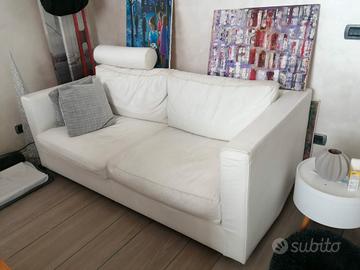 divano letto in pelle 