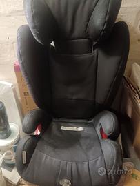 Seggiolino auto