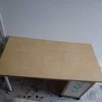 scrivania+cassettiera ikea