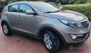 KIA SPORTAGE SUV