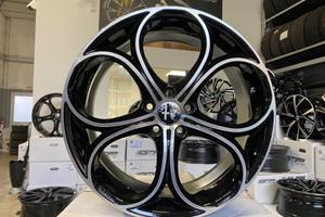Cerchi Alfa Romeo raggio 20 NUOVI cod.3982
