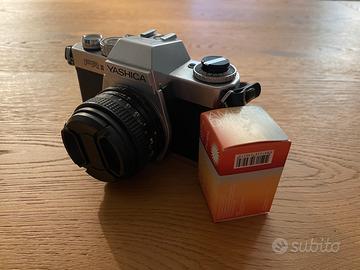 Fotocamera Analogica Yashica fr II