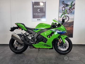 Kawasaki Ninja ZX - 10 R ZX10R MY 2026 PRONTA CONS
