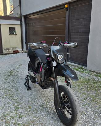 Husqvarna 701 2023 depo a2