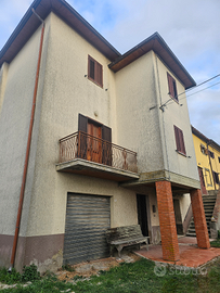 Casa a Montecchio Cortona