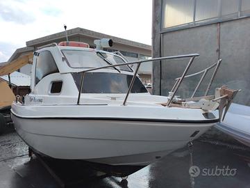 Cabin fish conus 550(SOLO SCAFO) POSSO MOTORIZZARE
