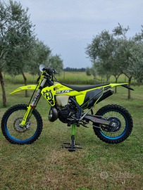 Husqvarna 300 2021