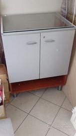 Banco/espositore con vetrina