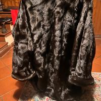 Pelliccia in vero visone nero