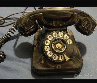 Telefono antico in bachelite