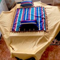 4 tovaglie Oro cuscini tessuto raso arredamento