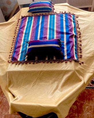 4 tovaglie Oro cuscini tessuto raso arredamento