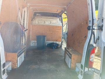 furgone Renault master dci120