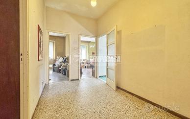 APPARTAMENTO AMPIO CON BALCONI E CANTINA