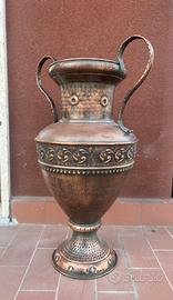 Anfora portaombrelli in rame martellato