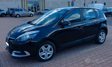 Renault Scénic X-Mod 1.6 GPL Wave 110CV