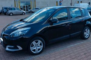 Renault Scénic X-Mod 1.6 GPL Wave 110CV