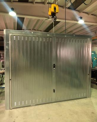 N.02 PORTE BASCULANTI ZINCATE PER BOX