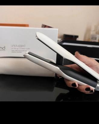 GHD Unplugged colore bianco