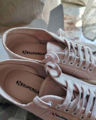 Scarpe Superga