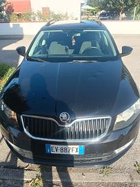 Skoda Octavia 1.6 TDI 105 CV executive dsg 