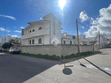 VILLA SINGOLA A CAVALLINO