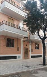 Tre locali completamente arredato e corredato