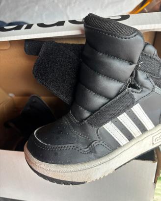 Scarpe da bambino numero 26