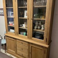 Vetrina in quercia Flamant