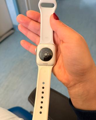 Apple Watch SE 2024 GPS