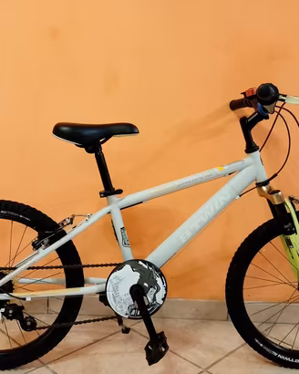 Bici 20" b-twin ammortizzata con marce 