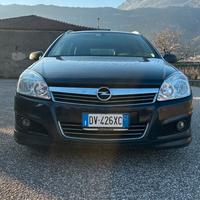 Opel Astra 1.6 16V SW COSMO