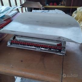 bilancia vintage per pesare neonato 