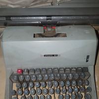 Macchina da scrivere d’epoca
