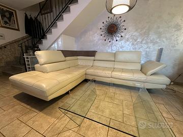 Divano ad angolo in vera pelle