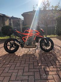 KTM 1290 Super Duke R