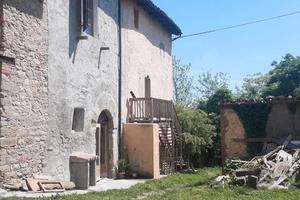 Rustico con due appartamenti a Marzabotto