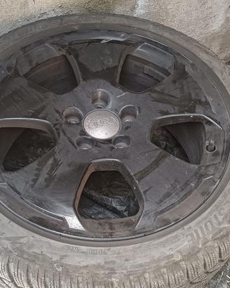 Cerchi in lega 17" originali Audi + Gomme Invernal