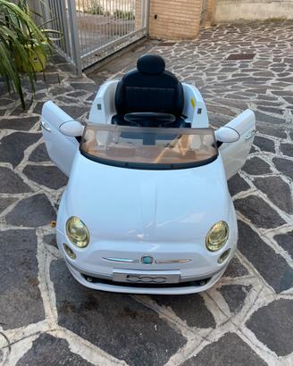 Auto elettrica per bambini