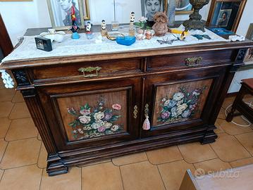 Comò credenza antiquariato 