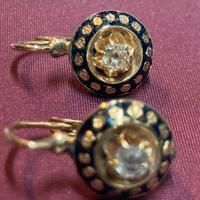 Orecchini in oro giallo e diamanti