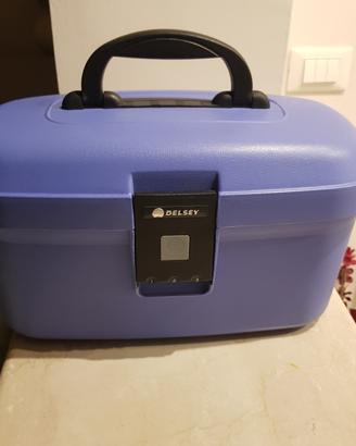 beauty case delsey.
