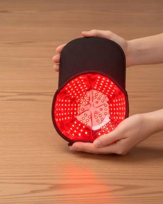 Cappello luce rossa ricrescita capelli LED