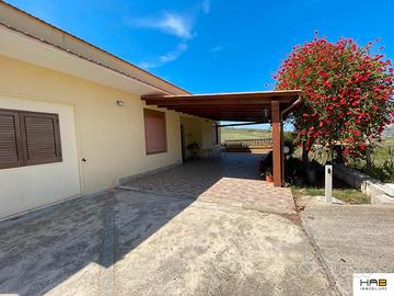 Villino a Buseto Palizzolo
