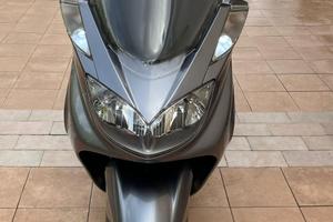 Yamaha majesty 400